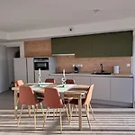 2 Ch Appt 63m² 4/6p. + Piscine 4 Mn & Centre Apartman