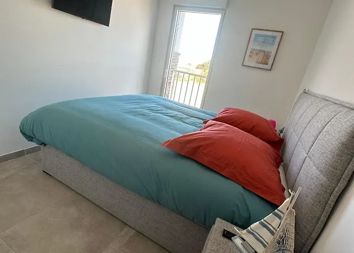 Apartmán 2 Ch Appt 63m² 4/6p. + Piscine 4 Mn & Centre Camiers