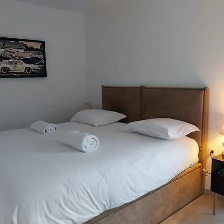 2 Ch Appt 63m² 4/6p. + Piscine 4 Mn & Centre